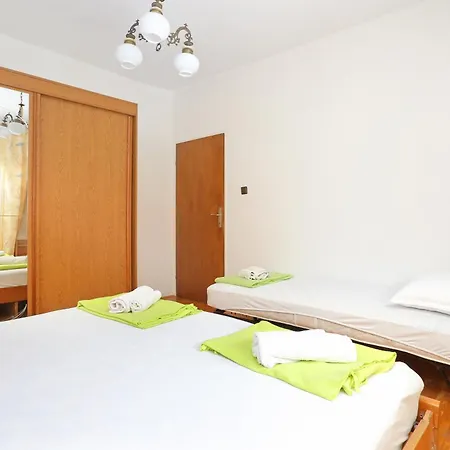 By The Sea Orij, Omis - 7534 Apartment Dugi Rat
