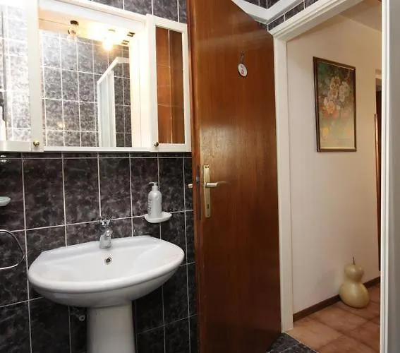 Apartamento By The Sea Orij, Omis - 7534 Dugi Rat